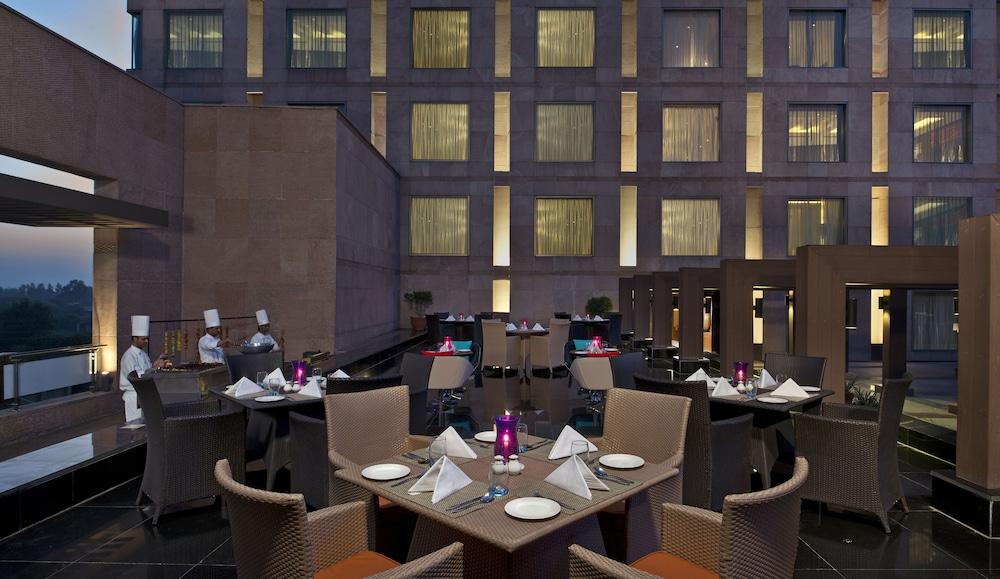 Park Inn By Radisson Amritsar Airport Exterior photo