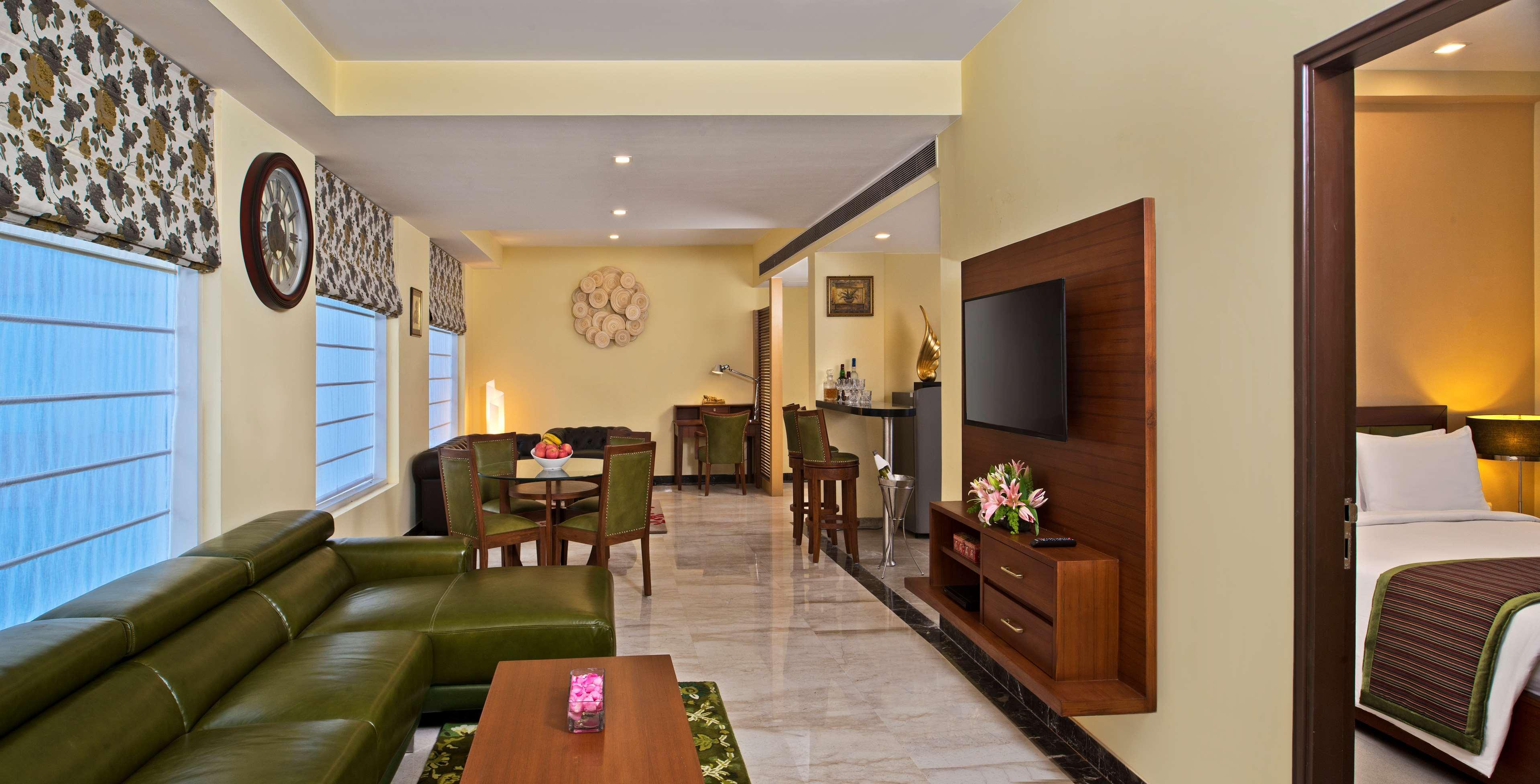 Park Inn By Radisson Amritsar Airport Exterior photo